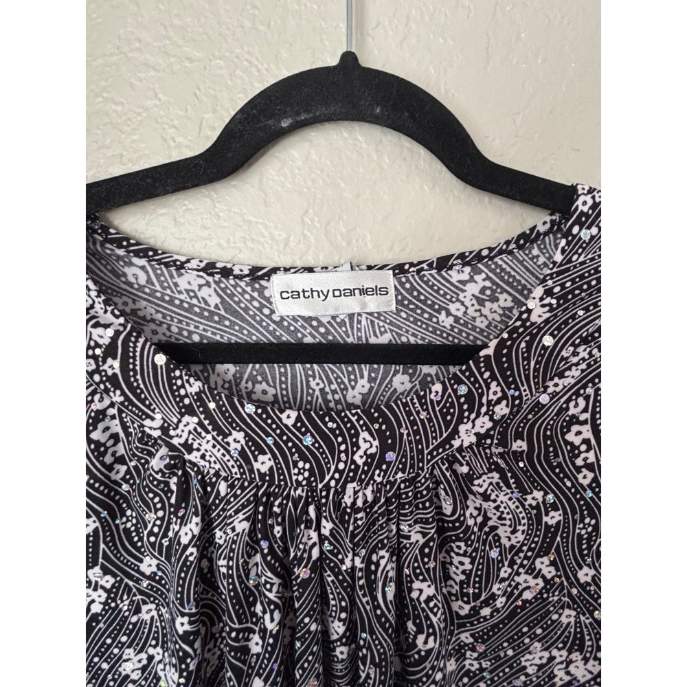 Cathy Daniels Women's L Black/White ¾ Sleeve Blouse‎ Round Neck Sequined - Picture 4 of 10